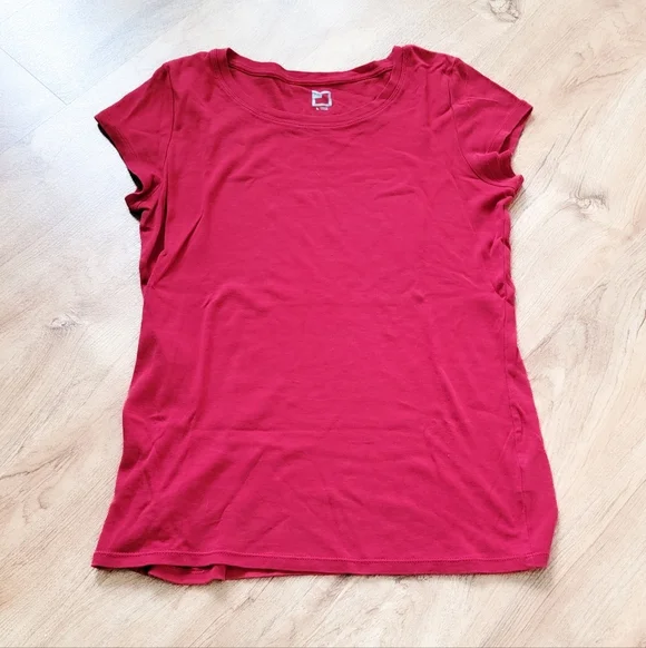 Red Short SleeveT-Shirt Size Large - Picture 1 of 4